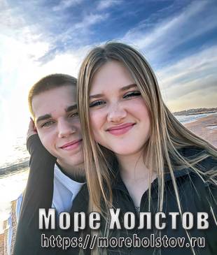 На морском берегу